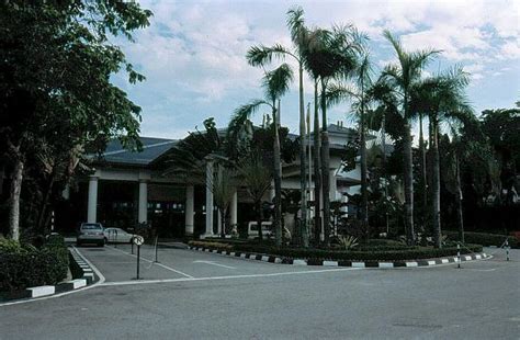 Glenmarie golf and country club 1.3 mi. Holiday Inn Glenmarie Kuala Lumpur - Shah Alam