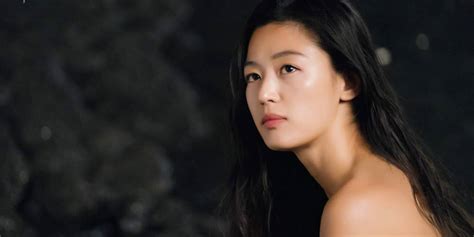 You who came from the stars. Here's How You Get Jun Ji-Hyun's Latest K-Drama Look