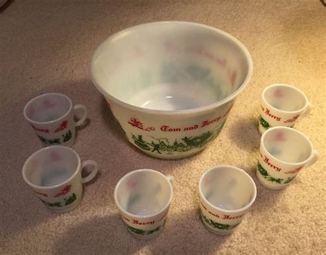 Vintage Hazel Atlas Tom And Jerry Punch Bowl Set With Six Handled Cups