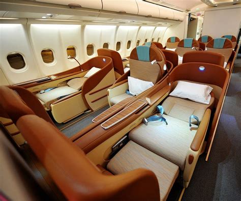 How Flight Experts Fly First Class Business Class Business Class