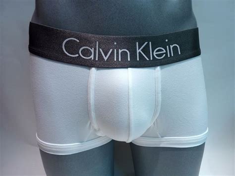 Calvin klein uses cookies, javascript and html 5 and other digital technologies (cookies) on ro.calvinklein.com that enable the collection of information from your device. Boxer Calvin Klein Zinc en blanco (con imágenes) | Ropa ...