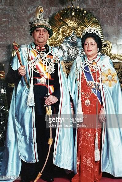 his royal highness king gyanendra of nepal and princess purnika nachrichtenfoto getty images