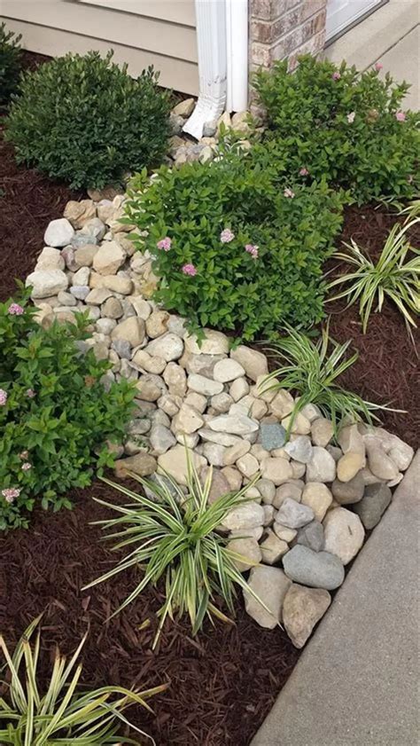Rock And Mulch Landscaping Ideas For Front Yard