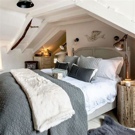 Step Inside This Idyllic Thatched Cottage With Gorgeous