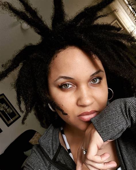 💚 Herloxx Women With Freeform Locs Can Give High Fives Too 🖐 The