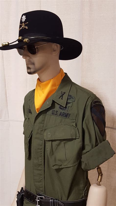 Uniformen And Effekten Colonel Kilgore Set 1st Cav Air Us Insignia Badge