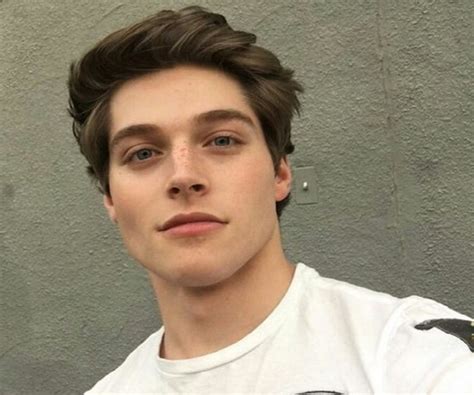 Meet Froy Gutierrez From Bella And The Bull Dog