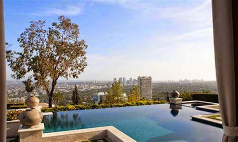 Billionaire Dr Dre Lists His California Residence For 35 Million Dollars