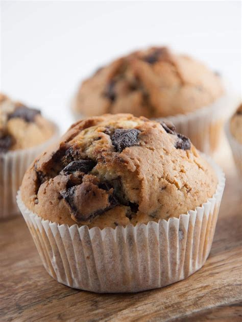 Never Come Empty Handed Chocolate Chunk Muffins Elephantastic Vegan