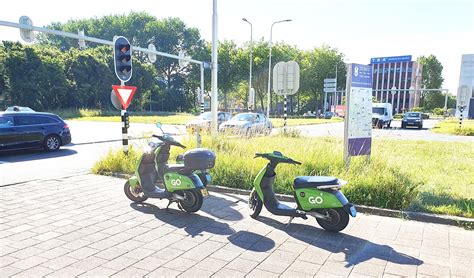 Rondslingerende Deelscooters In Delft Wekken Ergernis Al Het Nieuws