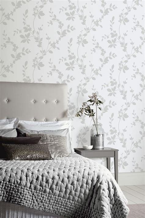 How many types of wallpaper can be combined in the bedroom? 13 Bedroom Wallpaper Ideas To Help Banish Plain Walls