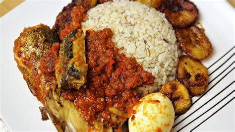 The white oval shape symbolizes a bright and prosperous new year. HOW TO COOK OFADA RICE AND STEW - YouTube