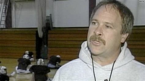 Coach Resigns After Posting Naked Pic Hlntv Com