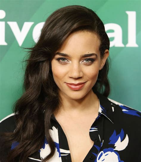 hannah john kamen doblaje wiki fandom