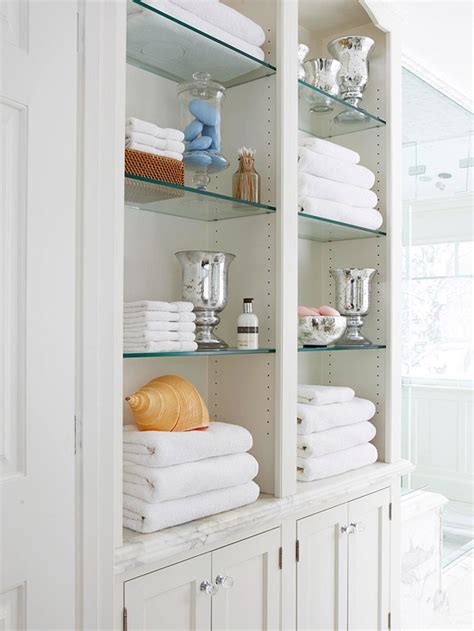 My latest completed project is the linen cabinet, complete with a pull out laundry hamper and lots of shelf and drawer storage. Tu casa blog: Beautiful Spaces.... Bathroom Shelves