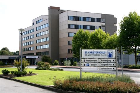 Krankenhaus n (genitive krankenhauses, plural krankenhäuser, diminutive krankenhäuschen n). Krankenhaus - Stadt Werne