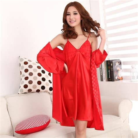Womens Sexy And Elegant Knee Length Satin Nightgown And Robe Set Soft