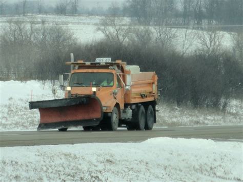Illinois Department Of Transportation Idot International 4900 Plow