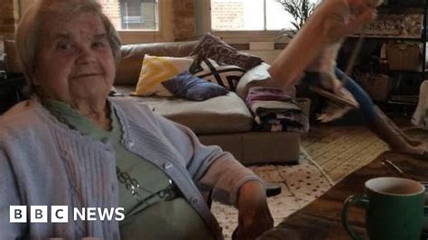 Granny Sitter Wanted Ad Gets Huge Response BBC News