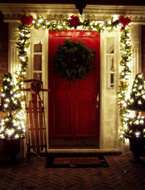 30 Amazing Front Porch Christmas Decoration Ideas Godfather Style