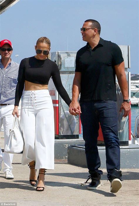 The Singer And Actress 47 Flashed Her Washboard Abs In A Crop Top And Coulottes As She Walked