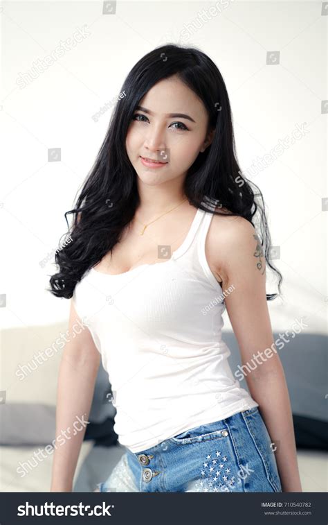 Asian Young Sexy Lady Black Long ภาพสต็อก 710540782 Shutterstock