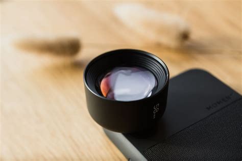 Moment debuts new 58mm telephoto lens for smartphone cameras - The Verge