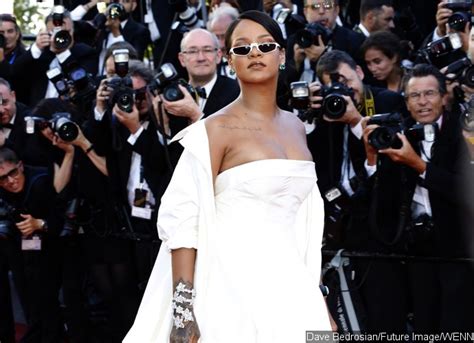 Rihanna Plans To Write A Diss Track To Slam Body Shamers