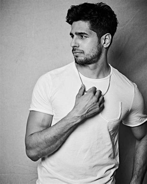 Sidharth Malhotra Posted On Instagram “trying To Figure Out Where Did 34th Of The Year Sneak