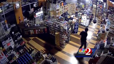 Search On For Liquor Store Thieves Caught On Camera