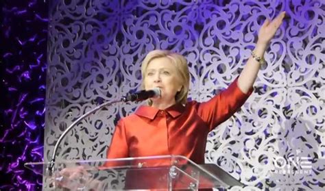Hillary Clinton Says She Is Person Of Faith Cheered At Gospel Music S Stellar Awards