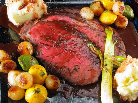Gusto Worldwide Media Prime Rib Roast With Pink And Green Peppercorn