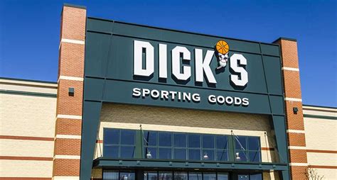Dicks Sporting Goods Removing All Guns And Hunting Products From 440 More Stores Outdoor