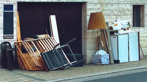 How You Can Properly Do Away With Large And Bulky Household Junk Items