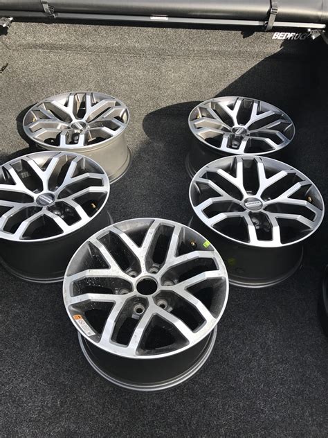 2017 Raptor Wheels (5) perfect - Ford F150 Forum ...