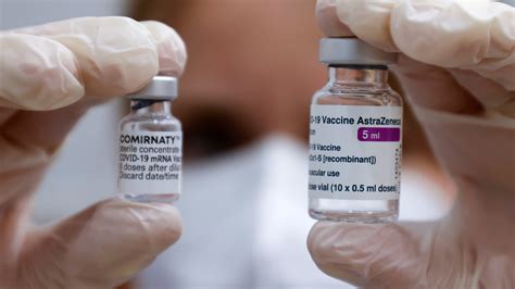 Mixing Pfizer Astrazeneca Vaccines Gives Strong Covid Protection