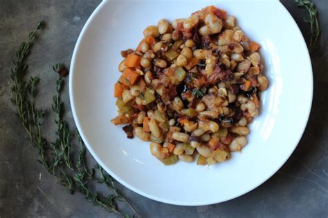 How to flavor dried beans. Stewed Great Northern Beans - Simply A (RD) Foodie