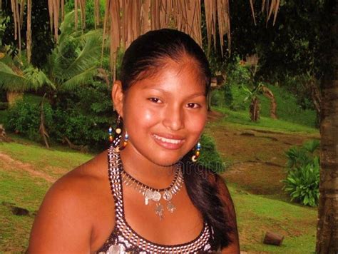 Amerindian Native Beauty лица от Америндия