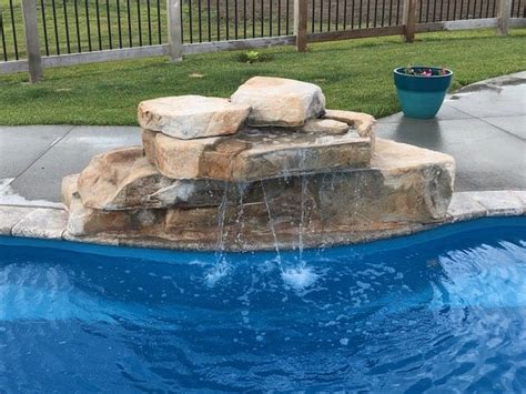 Video Ricorock 28 Inch Artificial Rock Swimming Pool Waterfall