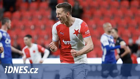 Slavia Pardubice 40 Zpátky Do čela Ligy Dva Góly Dal Provod Idnescz