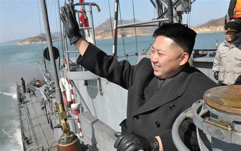 On The Waves With Kim Jong Un Kim Jong Un In Pictures Bizarre