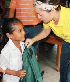 FUNDAHRSE 06 Más de 1 400 niños y niñas de la Zona Sur beneficiados