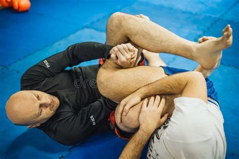 Bjj Brazilian Jiu Jitsu Ground Fight Leg Lock Calf Slicer Submission Stock Image Image Of