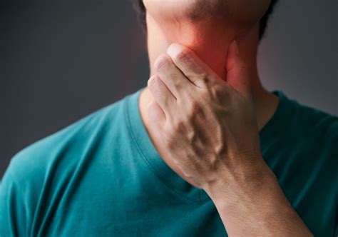 Sore Throat Pain Swelling Infection Rinse With Warm Water