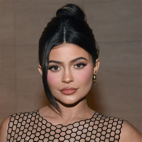Kylie Jenner Instagram Twitter And News On Idcrawl