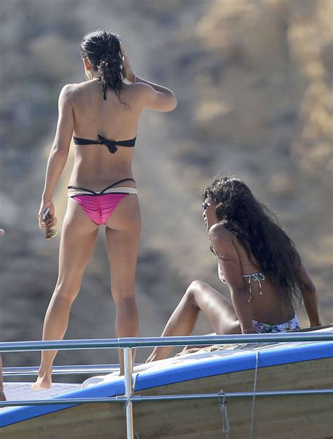 Naomi Campbell Wearing Bikini In Ibiza Gotceleb The Best Porn Website
