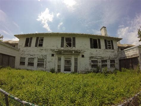 1903 Mansion Turned Medical And Rehab Facility Forgotten In The Hills