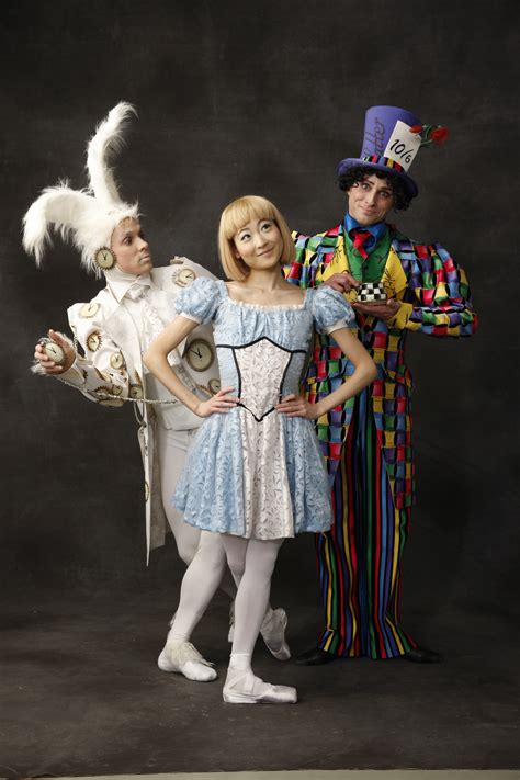 Photos Alice In Wonderland Costumes Wtop