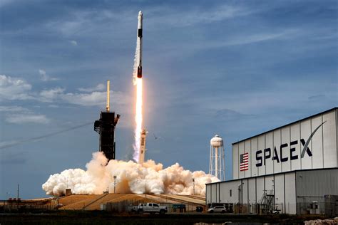 Spacex Rockets To The Trending List As It Stacks The Full Starship