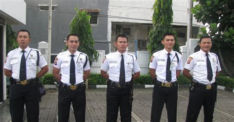 Lowongan kerja terbaru di kediri. Lowongan Kerja Satpam (Security) di Aceh Terbaru Maret 2021 - Karir Aceh